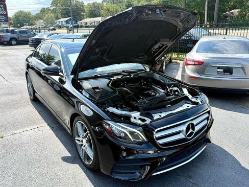 Used 2017 Mercedes-Benz E 300 E 300 image 4