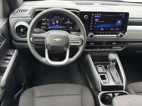 Used 2024 Chevrolet Colorado LT w/ LT Convenience Package RWD image 21