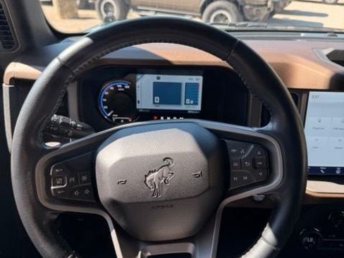 Used 2023 Ford Bronco Outer Banks AWD/4WD image 11