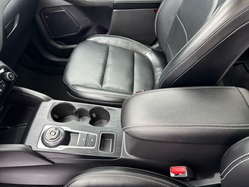 Used 2024 Ford Escape Platinum AWD/4WD image 20