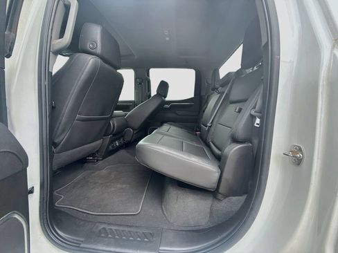 Used 2025 GMC Sierra 1500 SLT AWD/4WD image 26