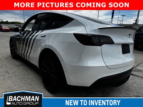 Used 2021 Tesla Model Y Long Range AWD/4WD image 4