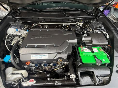 Used 2013 Honda Crosstour EX-L image 37