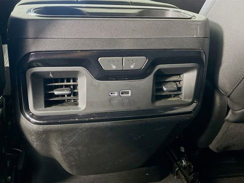 Used 2023 GMC Sierra 1500 AT4 w/ Technology Package AWD/4WD image 27