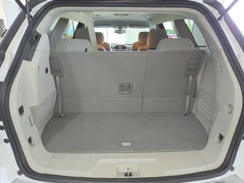Used 2017 Buick Enclave Convenience FWD image 26