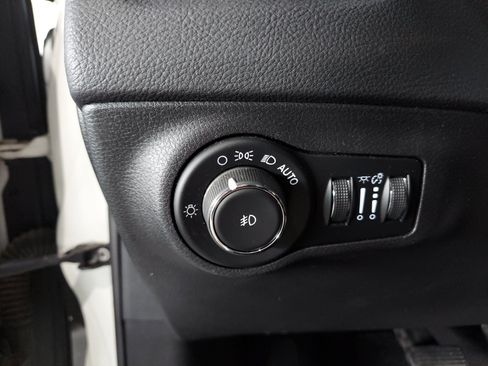 Used 2017 Jeep Compass Limited AWD/4WD image 28