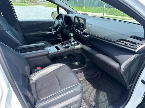 Used 2024 Toyota Sienna XSE w/ XSE Plus Package AWD/4WD image 16