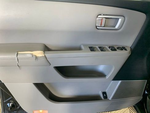 Used 2010 Honda Pilot EX-L image 27