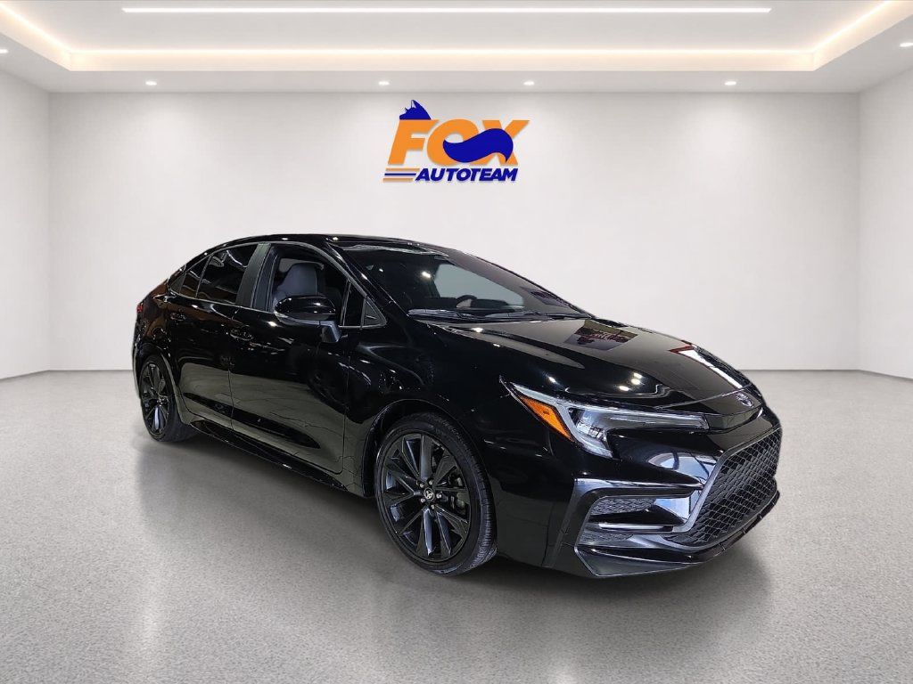 Certified 2026 Toyota Corolla SE FWD image 5