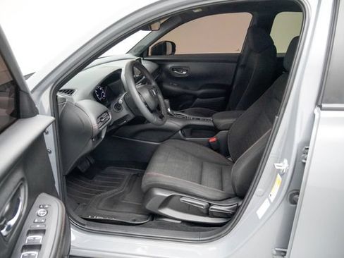 Used 2024 Honda HR-V Sport image 26