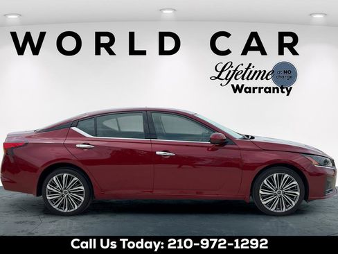 Used 2025 Nissan Altima 2.5 SL AWD/4WD image 8