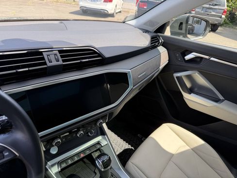 Used 2020 Audi Q3 2.0T Premium Plus w/ Premium Plus Package AWD/4WD image 14