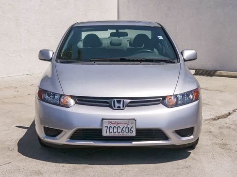 Used 2008 Honda Civic LX image 2