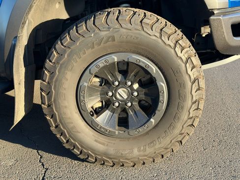 Used 2018 Ford F150 Raptor w/ Equipment Group 802A Luxury image 6