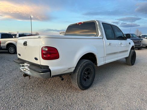 Used 2001 Ford F150 XLT image 11