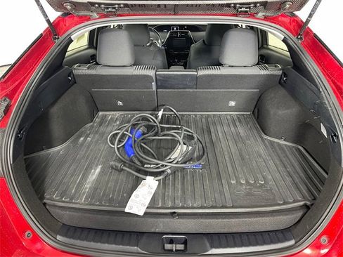 Used 2018 Toyota Prius Prime Plus image 16
