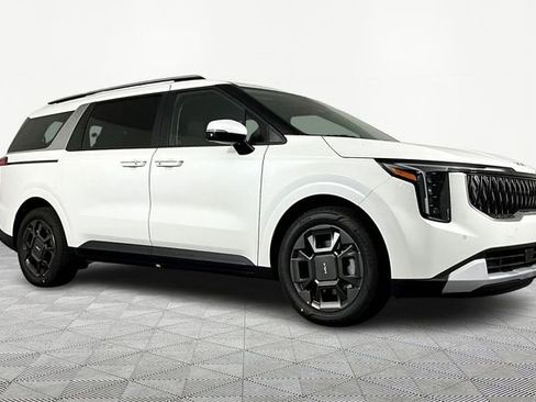 New 2026 Kia Carnival EX FWD image 3
