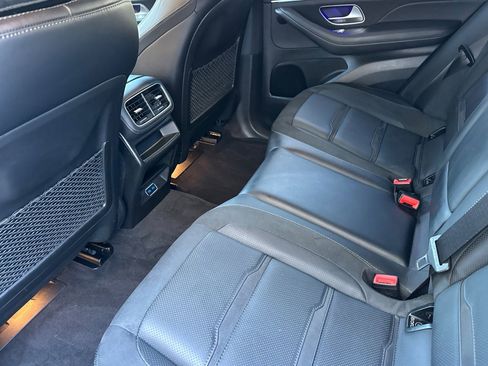 Used 2024 Mercedes-Benz GLE 53 AMG 4MATIC Coupe image 28