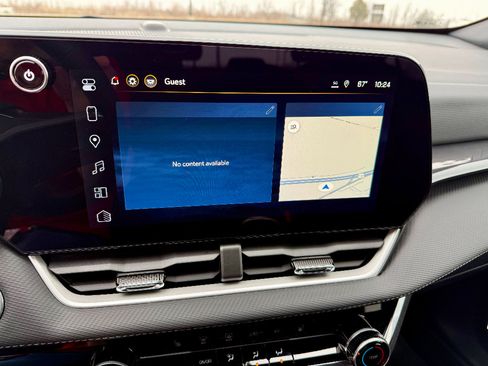 New 2026 Chevrolet Equinox LT w/ Safety and Technology Package FWD image 18