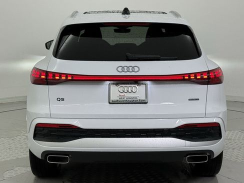 New 2025 Audi Q5 Premium Plus image 8