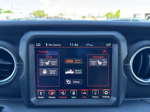 Used 2021 Jeep Gladiator Overland w/ Popular Equipment Package AWD/4WD image 21