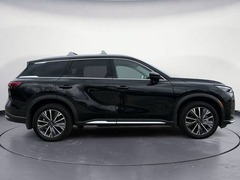 Certified 2026 INFINITI QX60 Luxe w/ Family Package AWD/4WD image 21