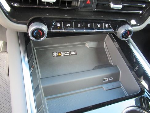 New 2026 Chevrolet Suburban RST w/ Comfort Package image 23