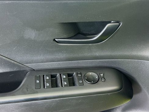 Certified 2024 Hyundai Kona SEL image 17