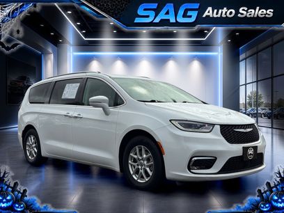 Used 2021 Chrysler Pacifica Touring-L