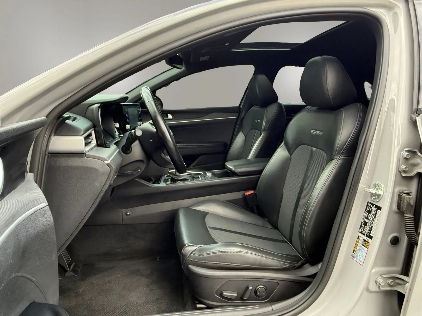 Used 2021 Kia K5 GT-Line w/ GT-Line FWD Premium Package image 11
