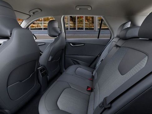 New 2026 Kia Niro Wind FWD image 18