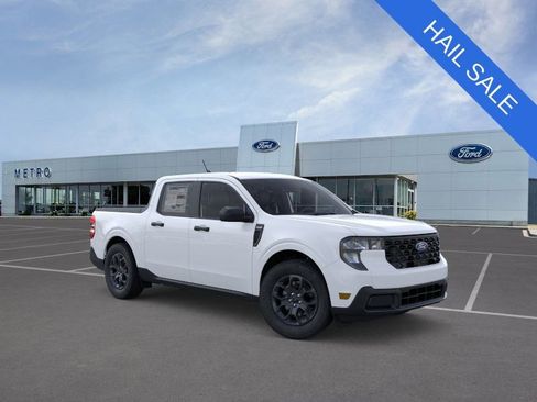 New 2026 Ford Maverick XLT w/ Equipment Group 301A AWD/4WD image 7