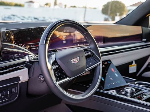 Used 2025 Cadillac Escalade Sport image 24