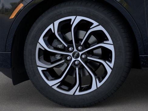 New 2026 Lincoln Nautilus Reserve AWD/4WD image 19