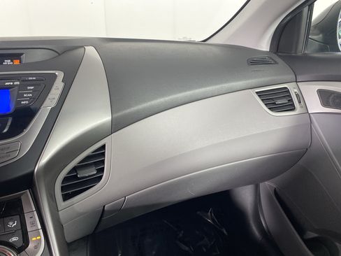 Used 2013 Hyundai Elantra GLS w/ Preferred Pkg FWD image 27