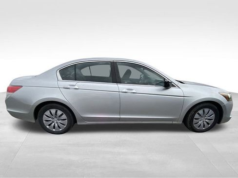 Used 2010 Honda Accord LX image 11