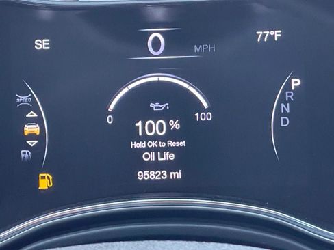 Used 2018 Jeep Grand Cherokee Limited RWD image 32