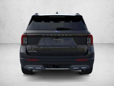 New 2026 Ford Explorer Active w/ Active Comfort Package RWD image 5