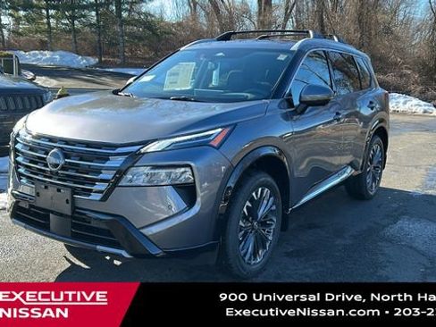 New 2026 Nissan Rogue Platinum w/ Platinum Premium Package image 3