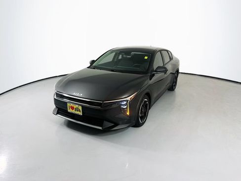 Used 2025 Kia K4 EX FWD image 5