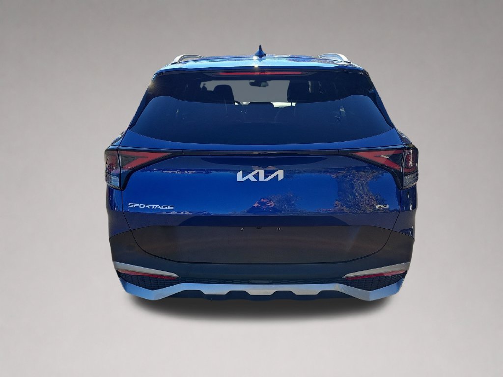 Used 2023 Kia Sportage EX AWD/4WD image 5