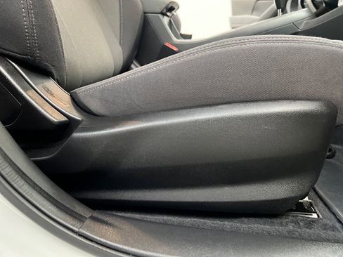 Used 2025 Subaru Crosstrek 2.0i Premium AWD/4WD image 23