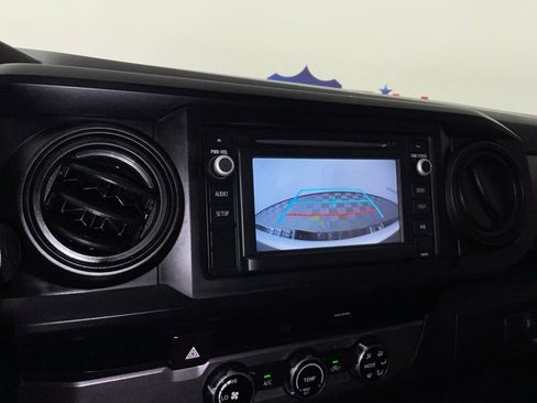 Used 2018 Toyota Tacoma SR w/ SR Convenience Package RWD image 23