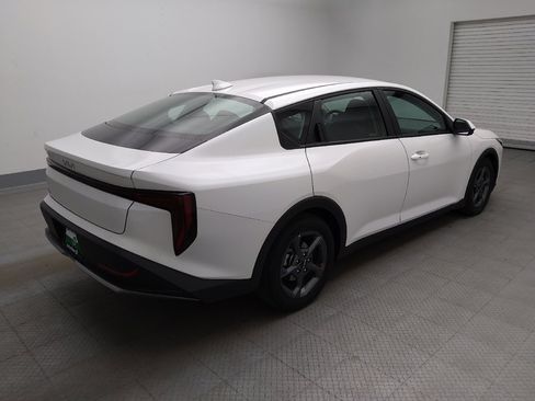Used 2025 Kia K4 FWD image 9