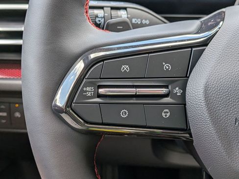 New 2026 Chevrolet Traverse RS FWD image 12