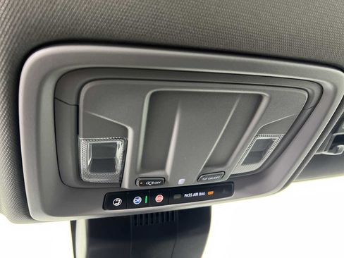New 2026 GMC Sierra 1500 Pro AWD/4WD image 16