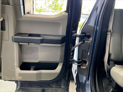 Used 2016 Ford F150 XL w/ Equipment Group 101A Mid RWD image 23