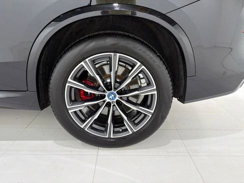 Used 2024 BMW X5 xDrive50e w/ M Sport Package AWD/4WD image 44