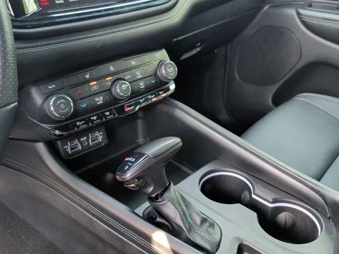 Used 2022 Dodge Durango GT AWD/4WD image 22