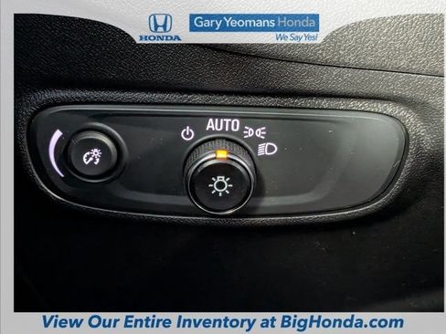 Used 2024 Chevrolet Equinox LS FWD image 21